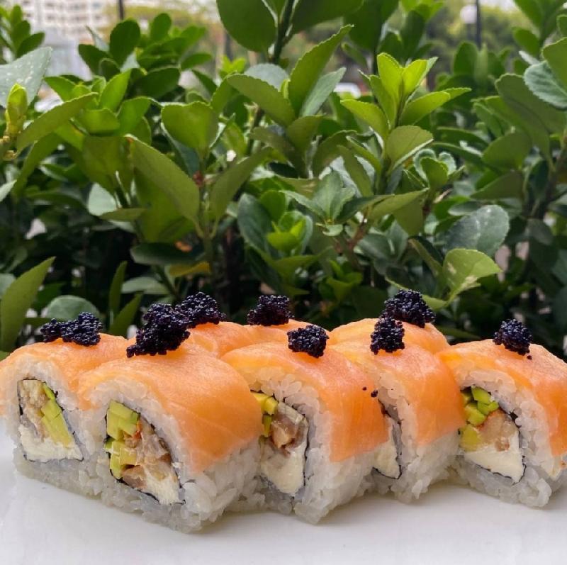 Black Unagi Roll