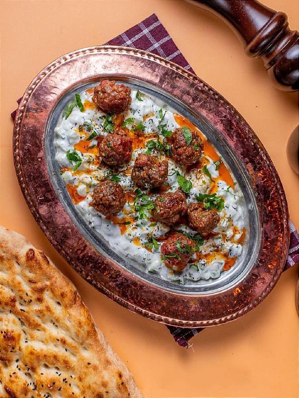 Cacıklı köftə