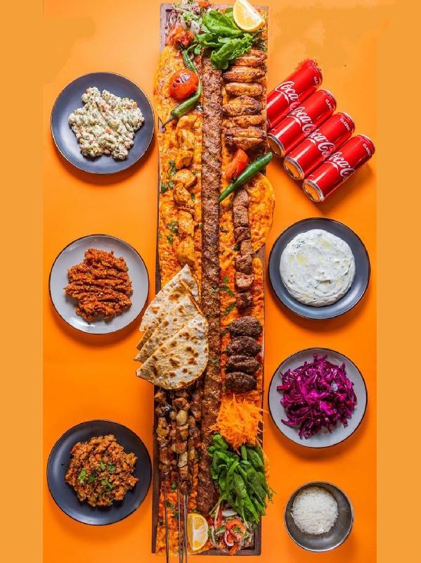 Ailə boyu karışık kebab