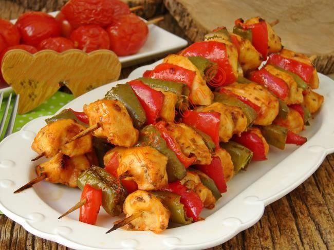 Tavuk şiş