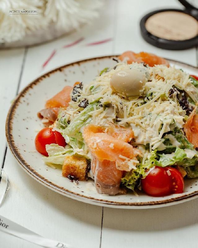 Sezar Salmon ilə