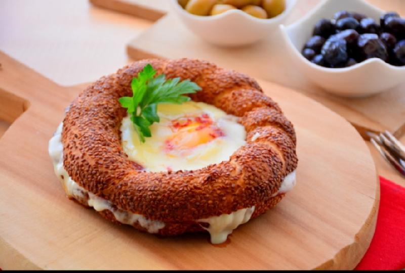 Qarışıq içi dolu simit