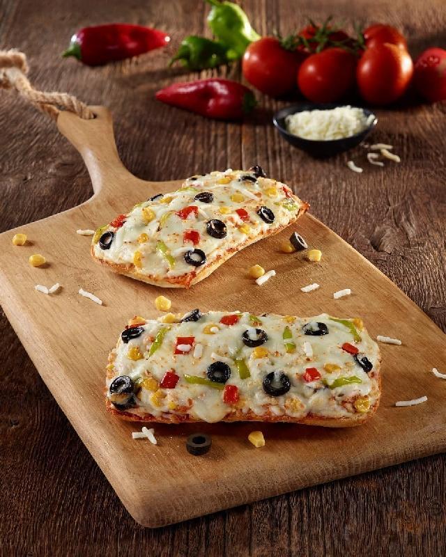 Tərəvəzli çiabatta pizza