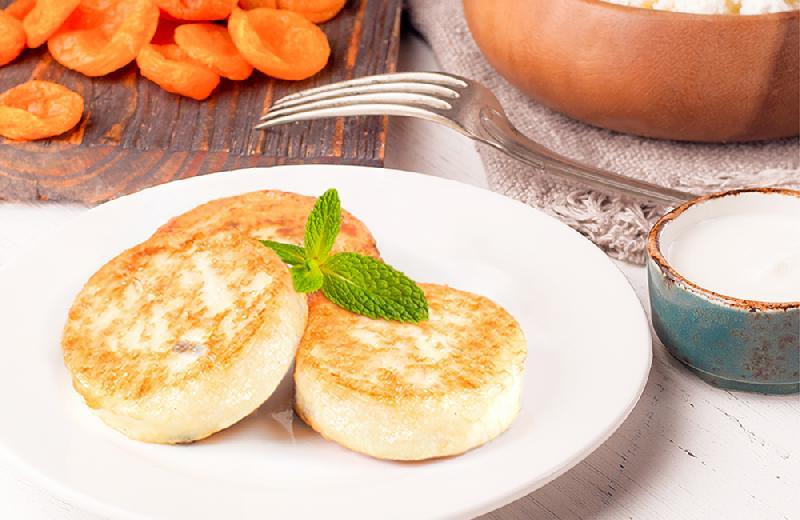 СИРНИКИ З Родзинками