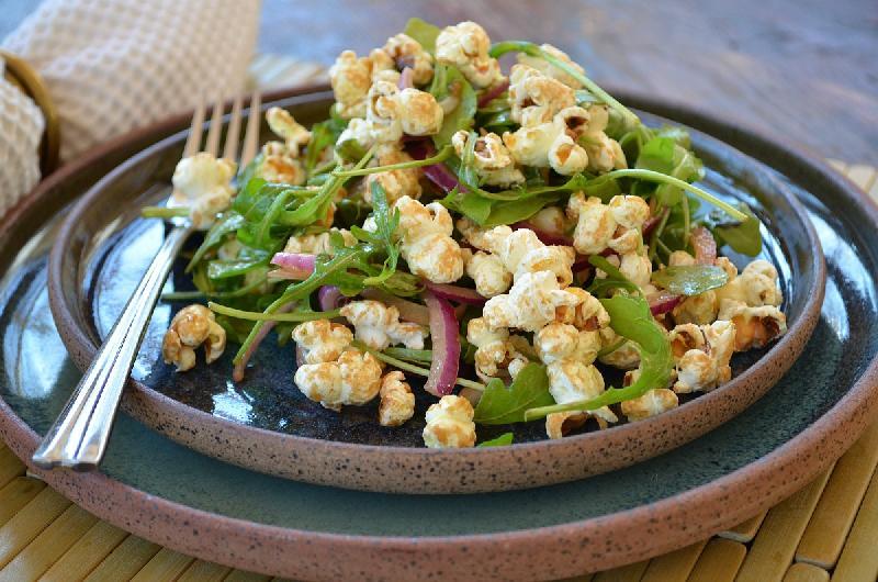Pop corn salat