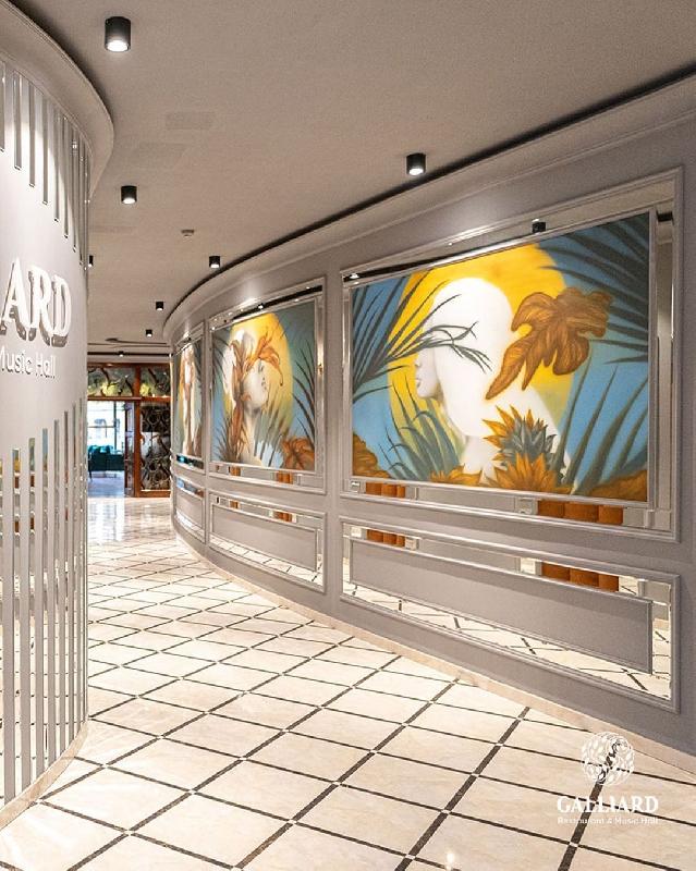 Interior view 2