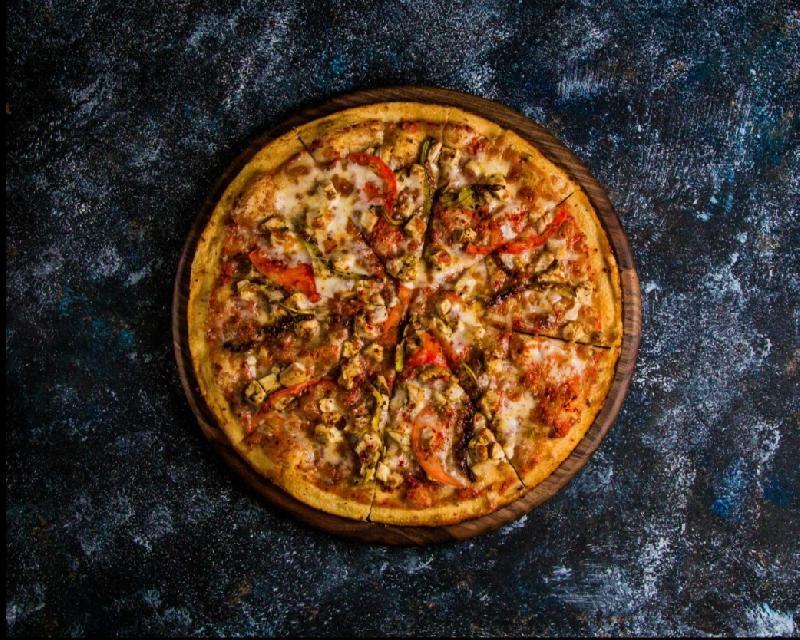Toyuqlu pizza 