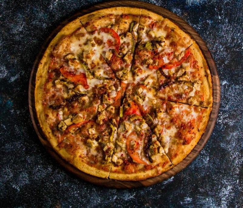 Toyuqlu Pizza