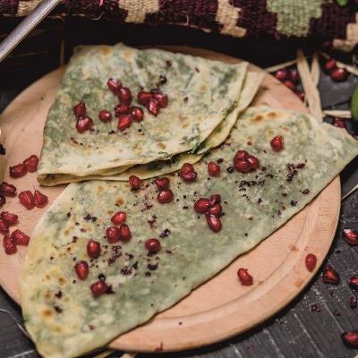 Qutab göyərti ilə