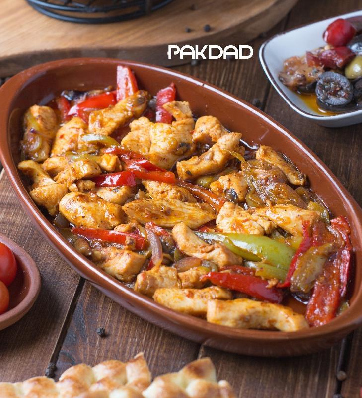 Acılı Toyuq Salatı 