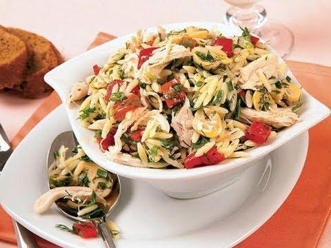 Toyuq salatı