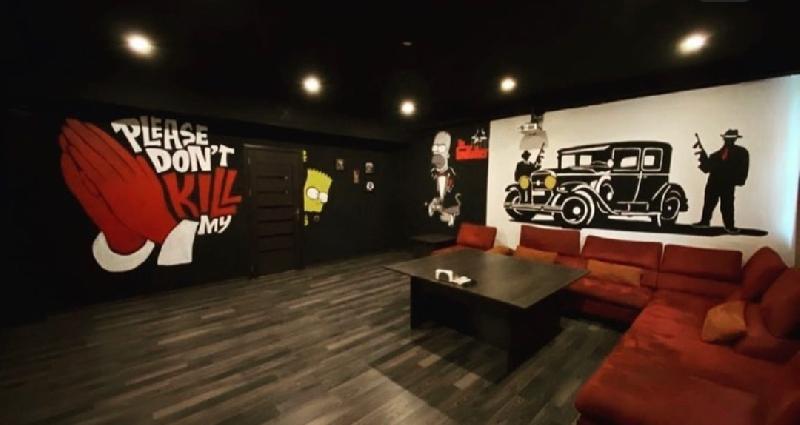 Interior view 0