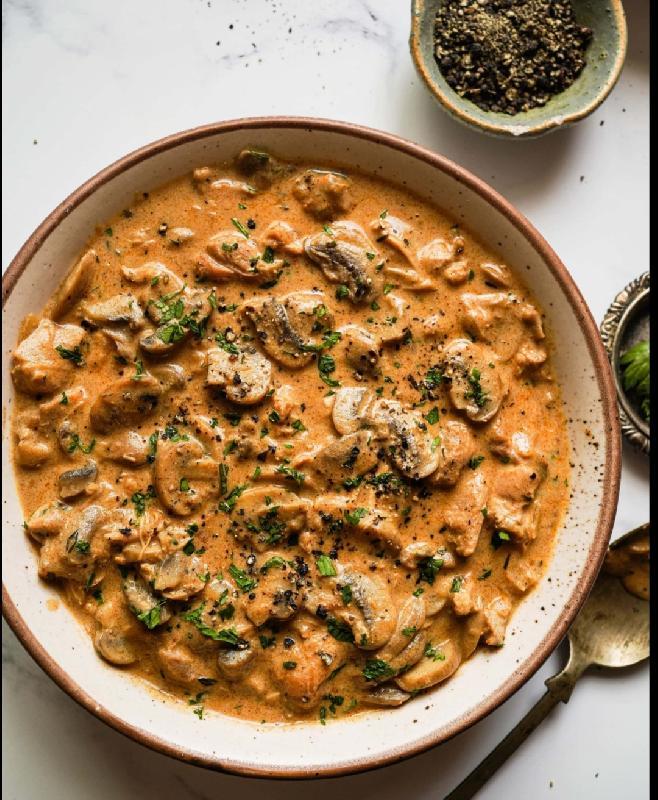 Chicken stroganof