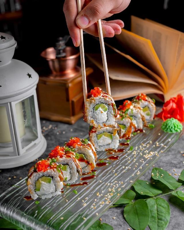 Draqon Suşi Roll