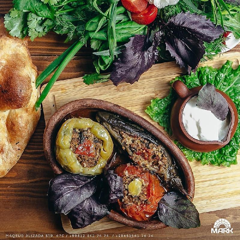 "3 bacı" dolması qatıq ilə