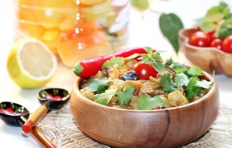 Qarışıq tərəvəzlər ragu