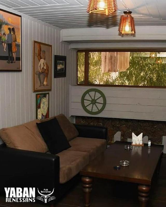 Interior view 2