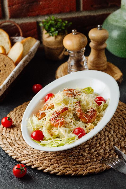 Sezar Salatı (Krevetka əti ilə)	 (380qr)