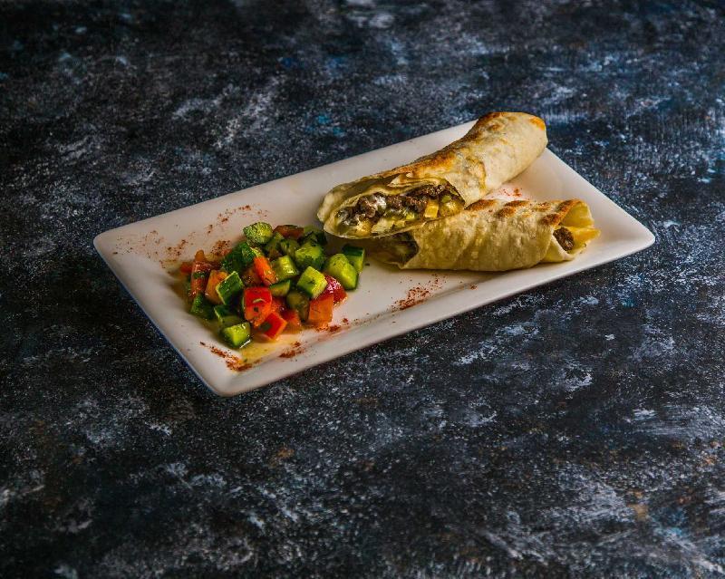 Ət dürüm sezon salatı