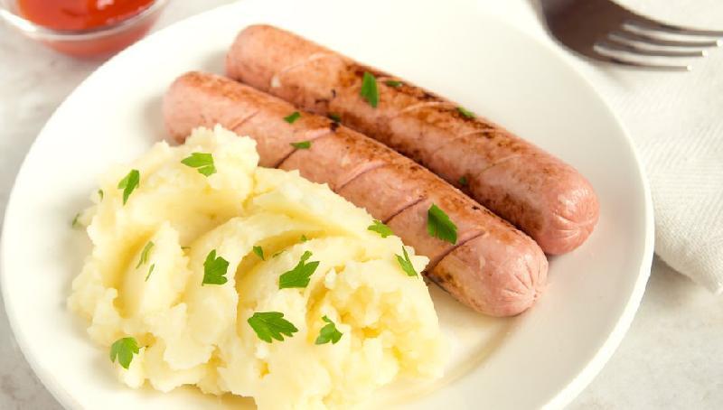 Пюрешка с сосисками