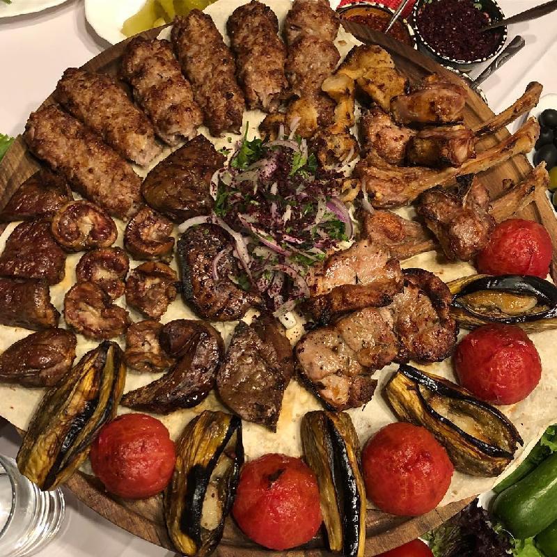 Qəbələ xanlar kababı