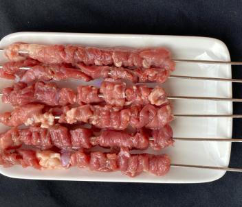 Quzu ətindən kabab