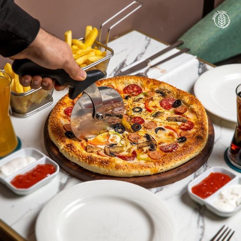 Mantarlı pizza