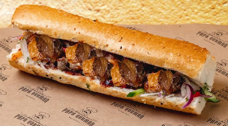 Ciyər quyruq sandwich
