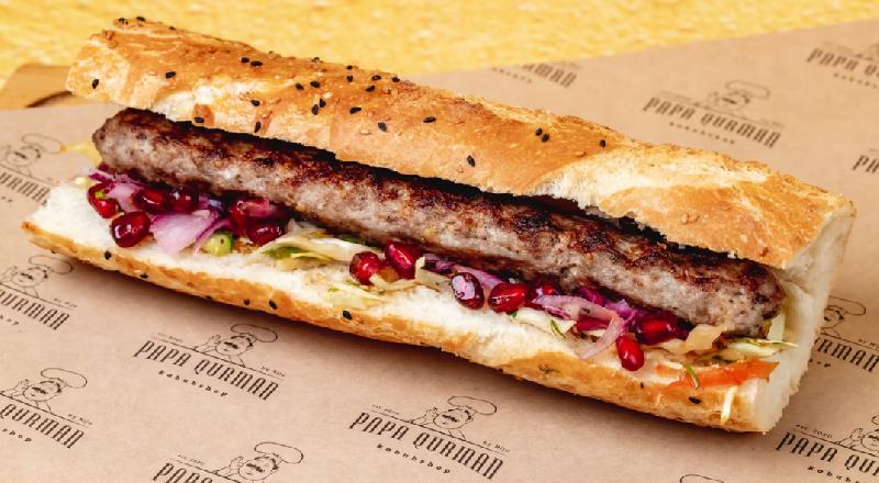 Qozlu toyuq lülə sandwich
