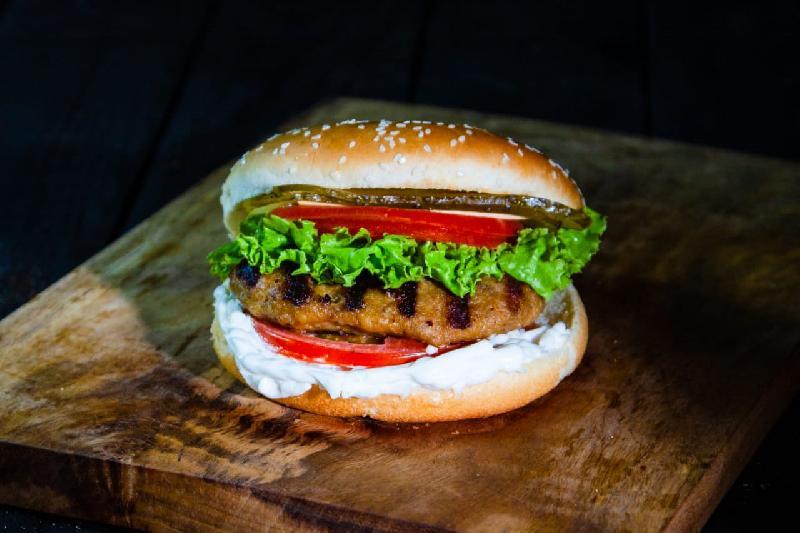 Toyuq Hamburger