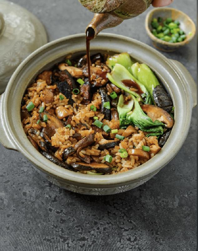 Mushroom and Truffle Rice Clay Pot (V)