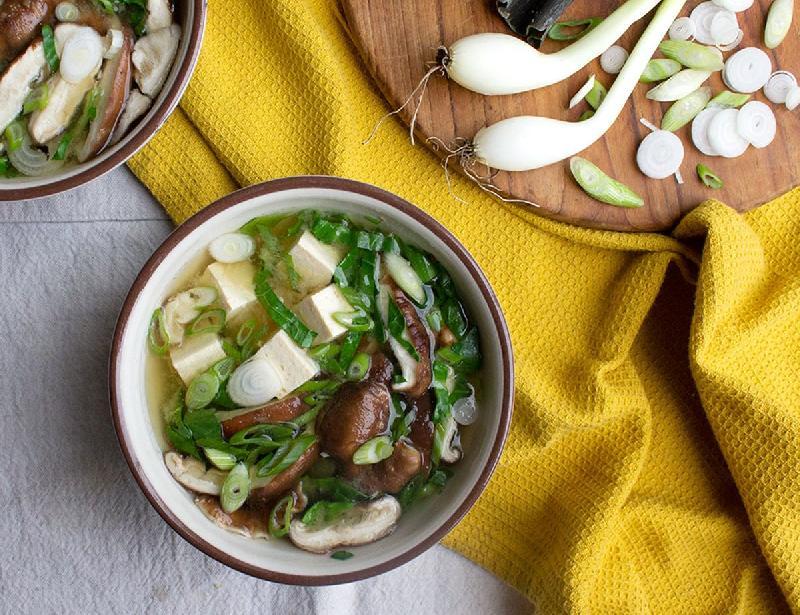 Miso with Mushrooms, Spring Onions & Tofu
