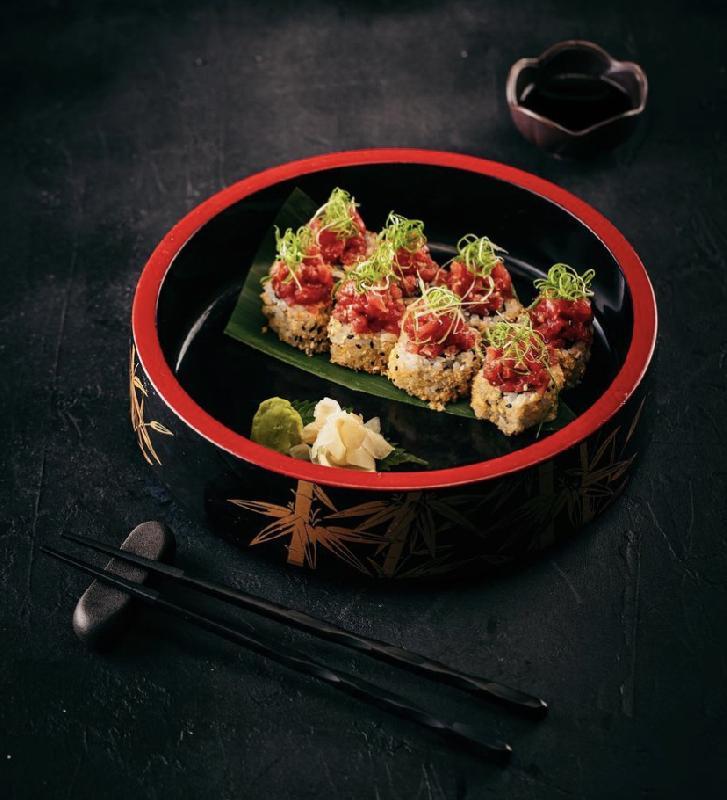 Spicy Tuna Tartar Cut Roll