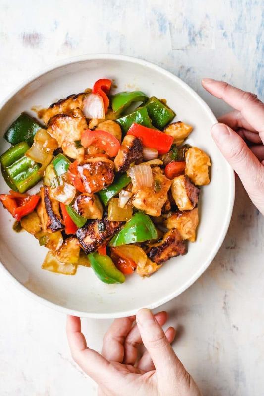 Wok Sweet & Sour Chicken with Peppers