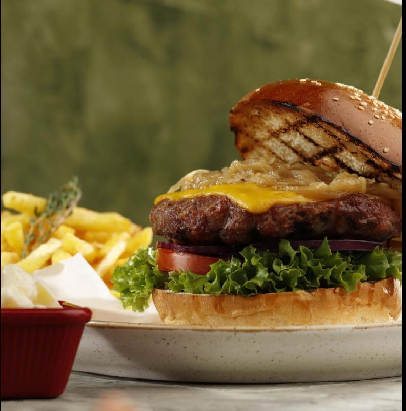 Göbələkli burger