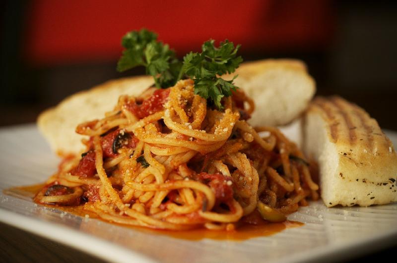 Sisiliya Üslubunda Spagetti