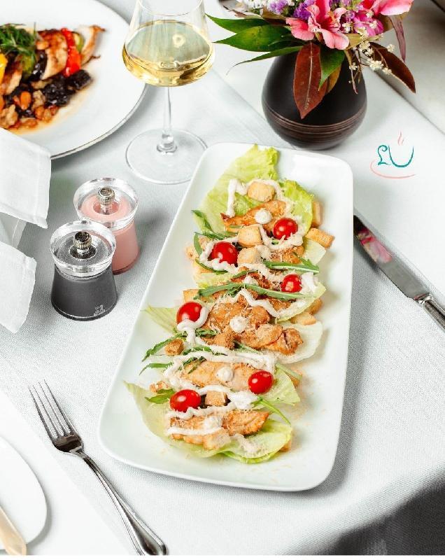 Sezar salatı