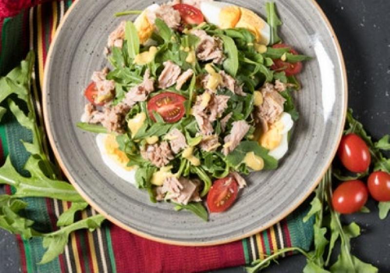 Tuna salatı