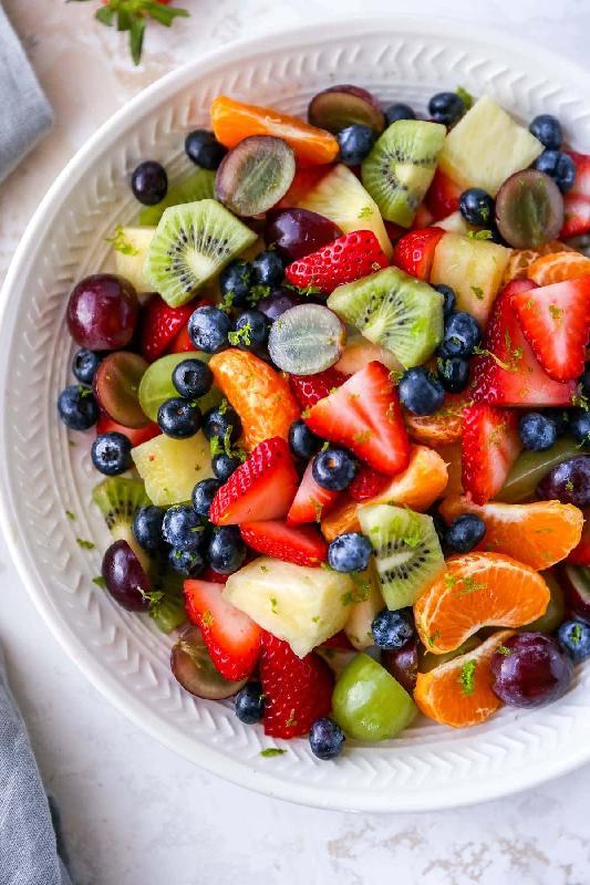 Mix qaragilə salatı