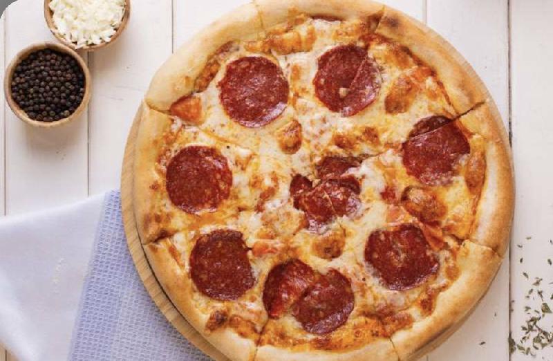 Sucuklu pizza