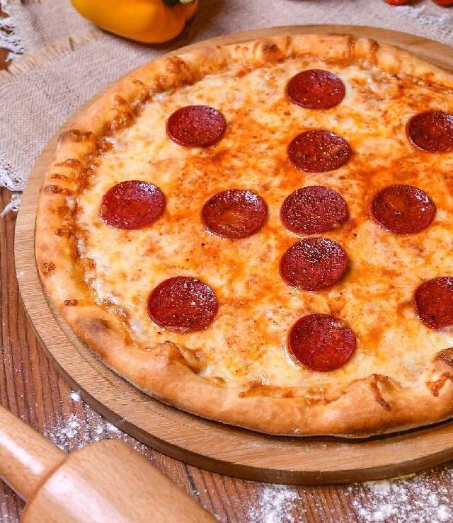 Peperoni Pizza