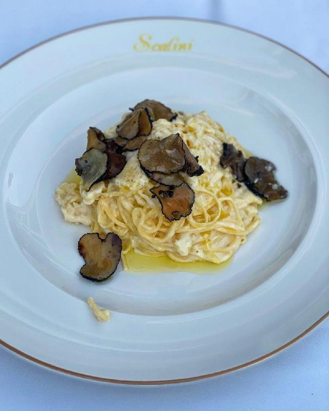 TAGLIOLINI AL TARTUFO NERO
