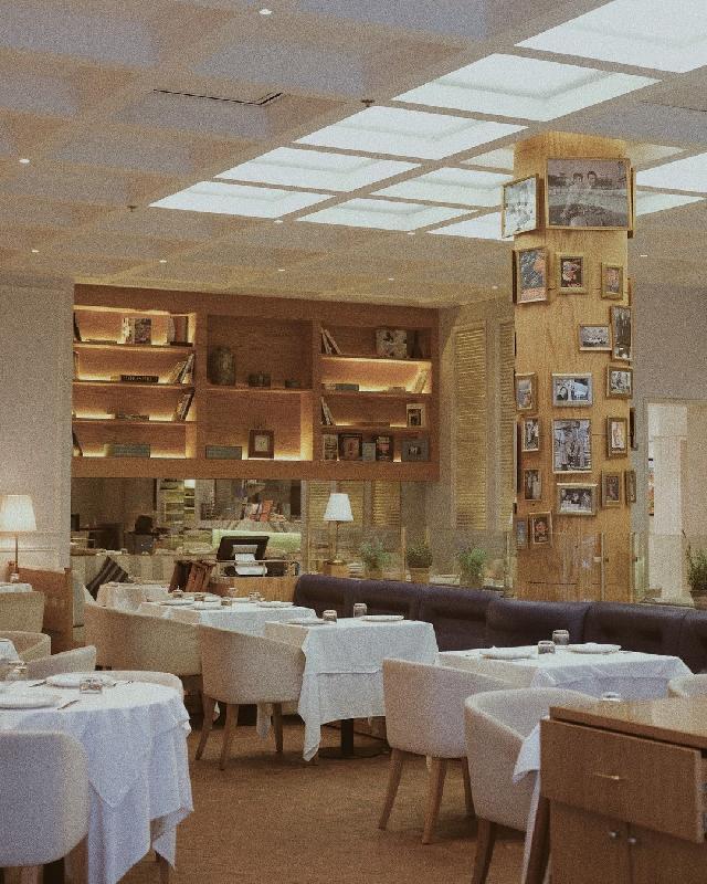 Interior view 0