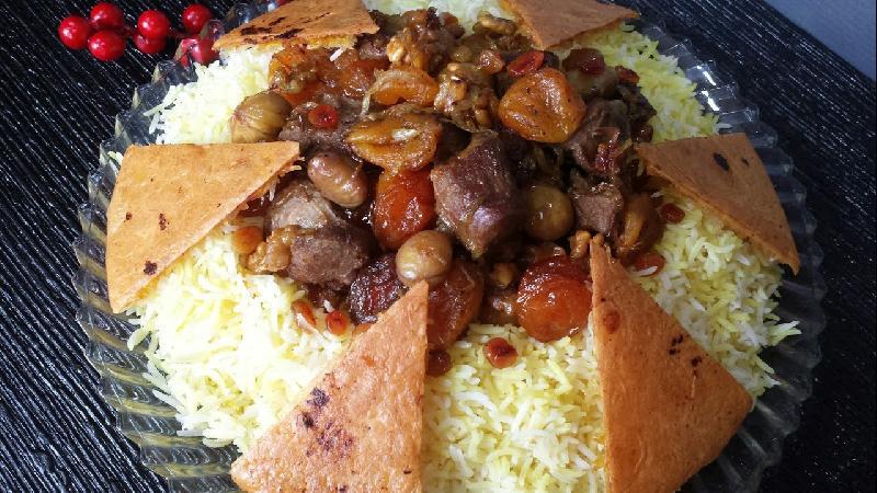 Aş qaralı plov