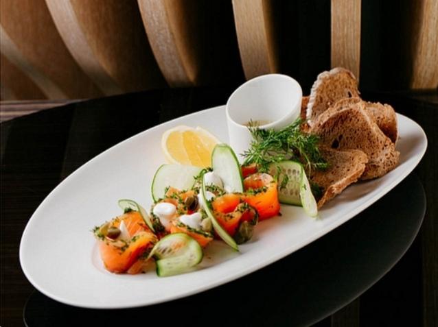 Ənənəvi qızılbalıq gravlax