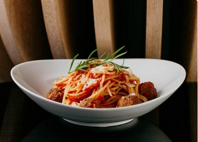 Spagetti ət ilə