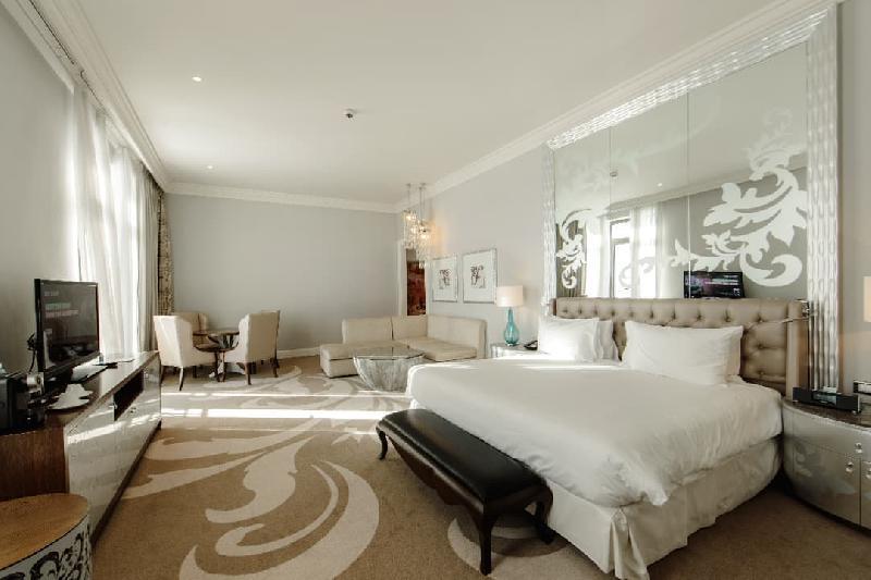 Interior view 4