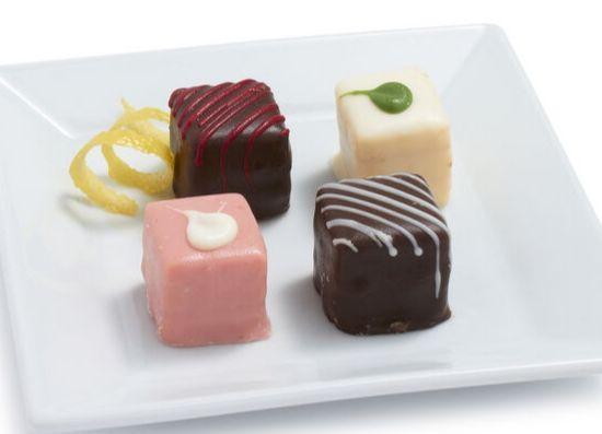 Assorted petit fours 