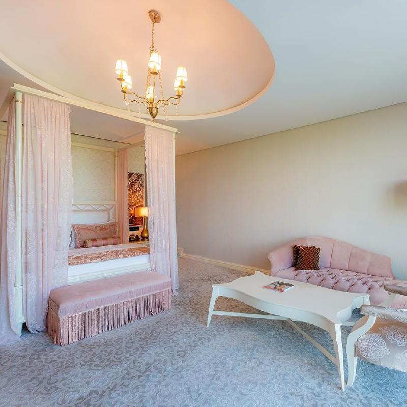 Interior view 3
