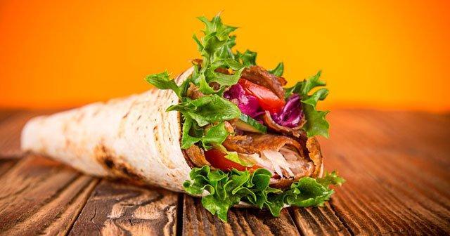 Aralıq dənizi sayağı tərəvəzli dürüm